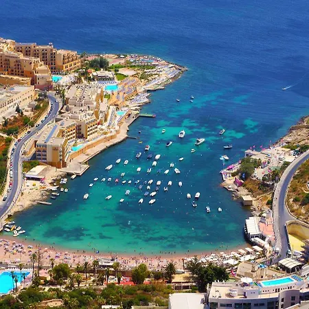 Apartment Luxury Maisonette In A Tranquil And Area San Ġiljan